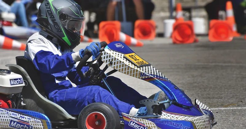Comment faire des compétitions de karting : choisir sa catégorie